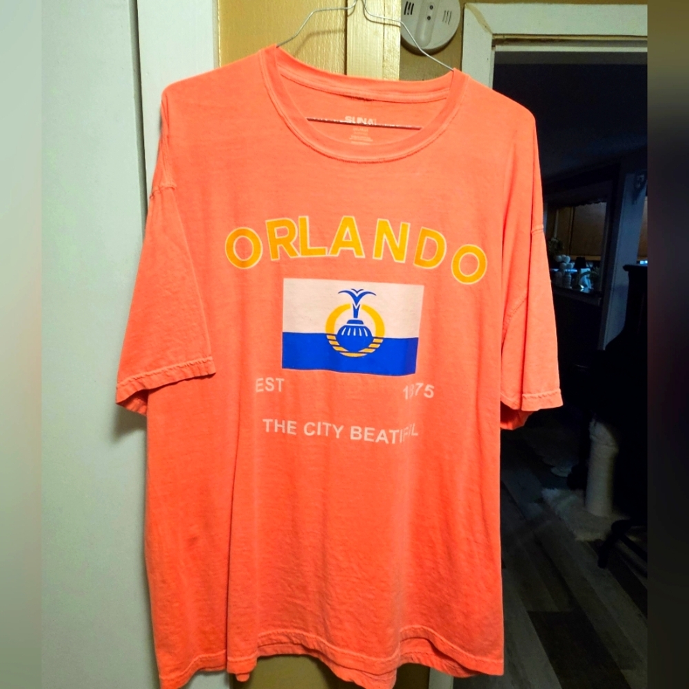 Orlando Graphic T-Shirt - Coral 2XL.